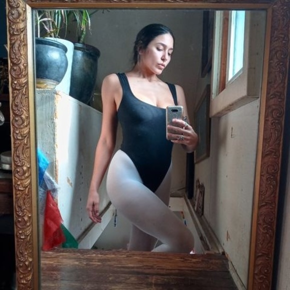 Meet your Posher, Tyler - Picture 1 of 1